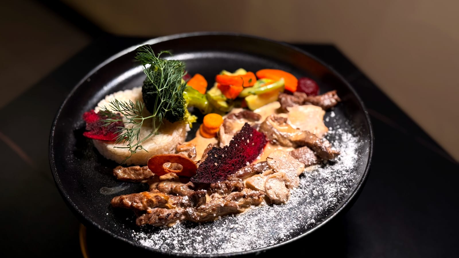 ستراغانوف لحم