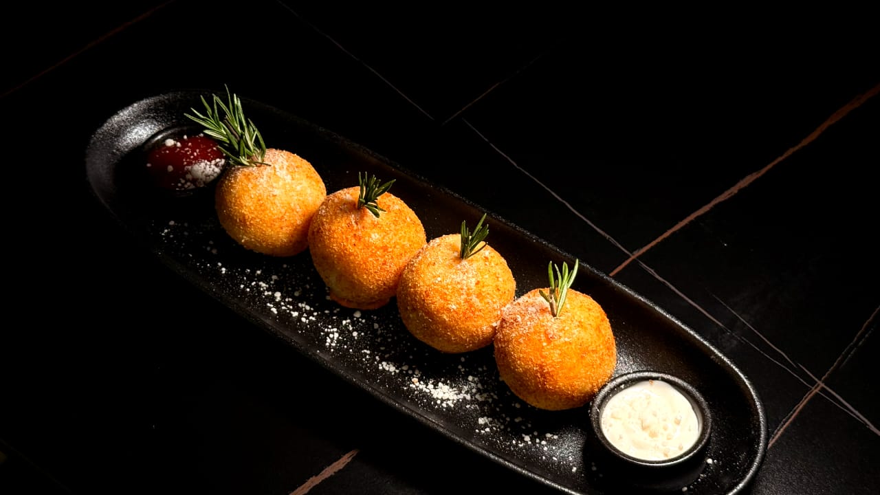 كرات بطاطس بالجبن