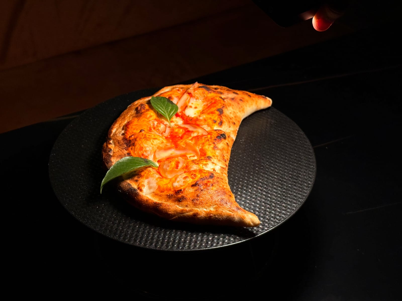 بيتزا كالزون